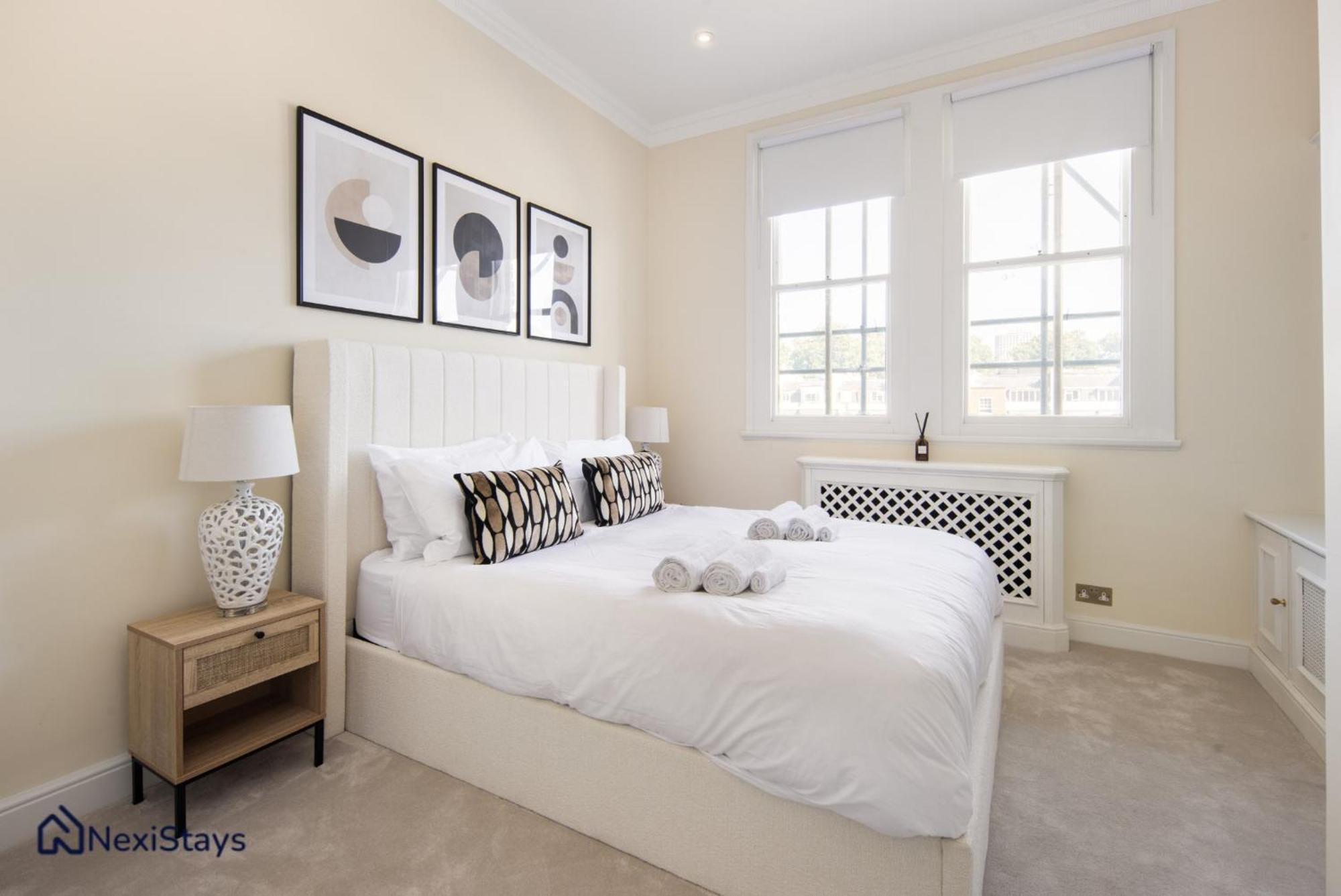 15 Mins Walk To Selfridges, Hyde Park Penthouse Apartamento Londres