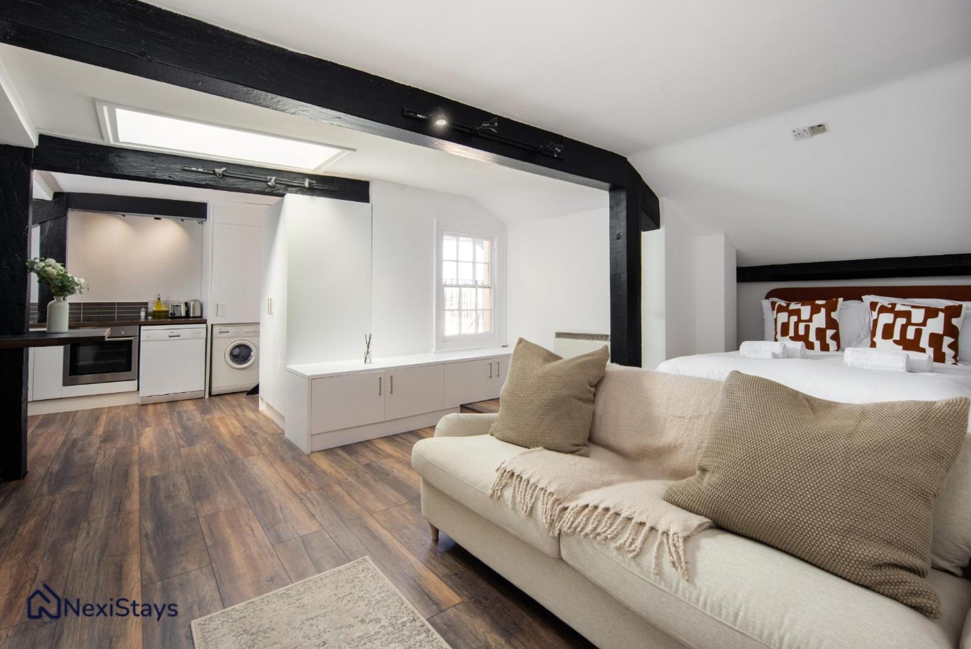 15 Mins Walk To Selfridges, Hyde Park Penthouse Apartamento *
